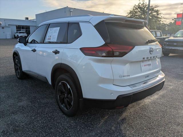 2025 Nissan Rogue SV FWD