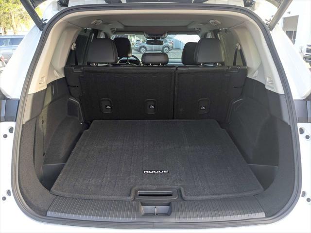 2025 Nissan Rogue SV FWD