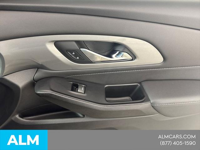 2023 Chevrolet Traverse FWD LT Cloth