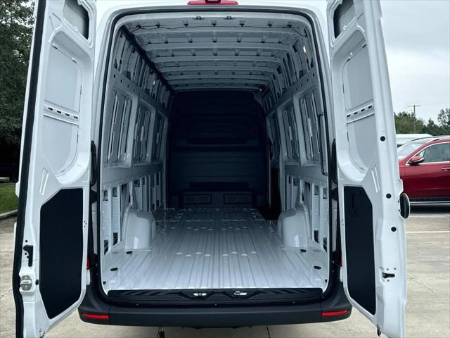 2025 Mercedes-Benz Sprinter 2500 High Roof 4-Cyl Diesel