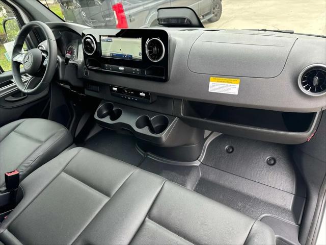 2025 Mercedes-Benz Sprinter 2500 High Roof 4-Cyl Diesel