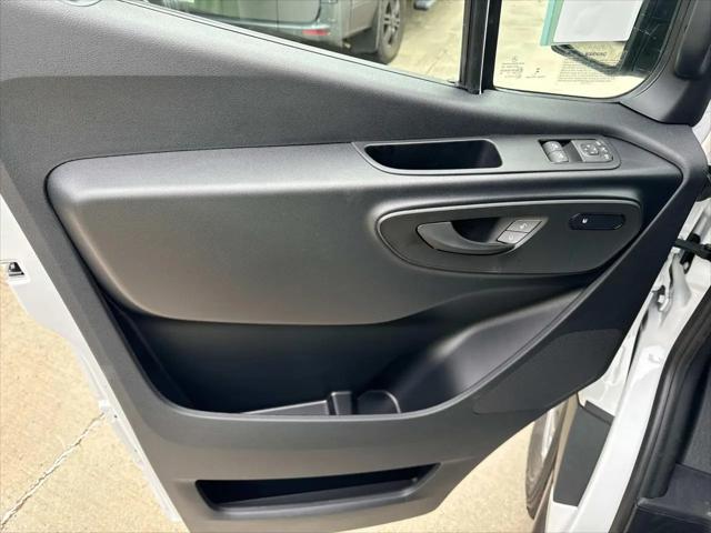 2025 Mercedes-Benz Sprinter 2500 High Roof 4-Cyl Diesel