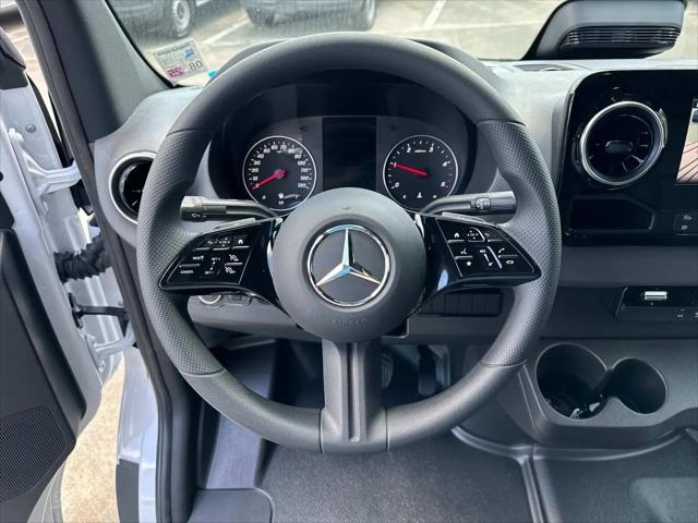 2025 Mercedes-Benz Sprinter 2500 High Roof 4-Cyl Diesel