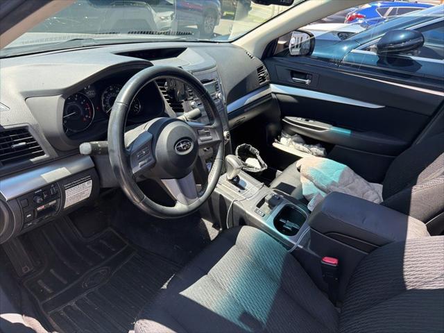2010 Subaru Legacy 2.5i Premium