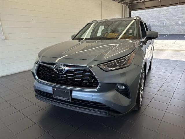 2022 Toyota Highlander Limited