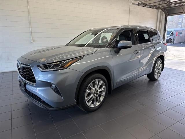 2022 Toyota Highlander Limited