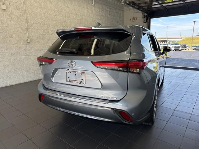 2022 Toyota Highlander Limited
