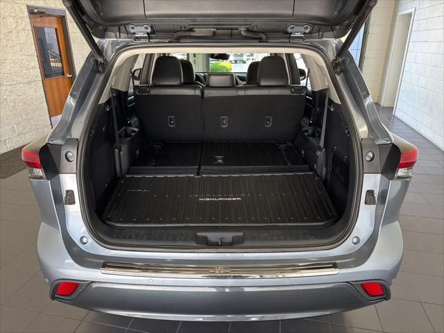 2022 Toyota Highlander Limited