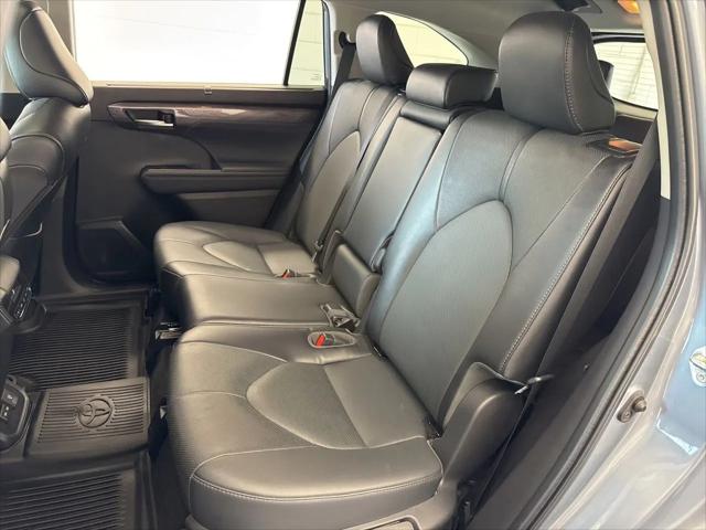 2022 Toyota Highlander Limited