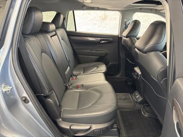 2022 Toyota Highlander Limited