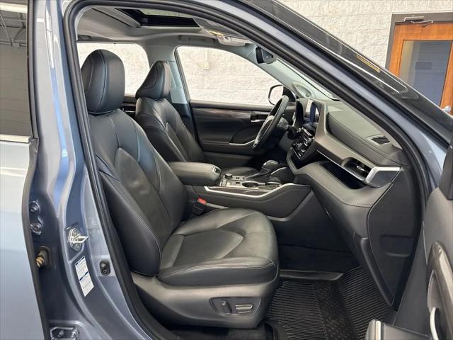 2022 Toyota Highlander Limited