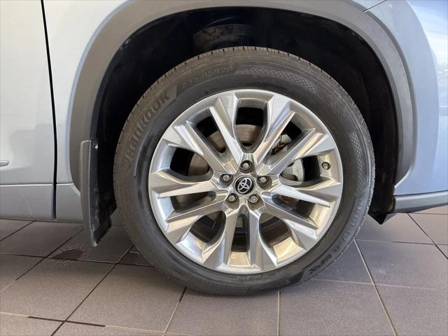 2022 Toyota Highlander Limited