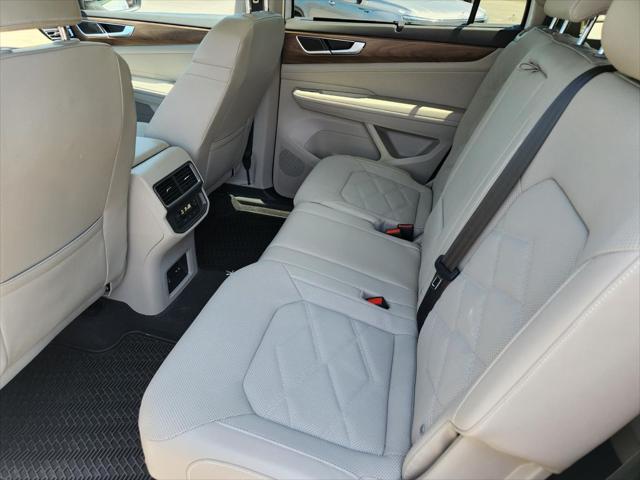 2024 Volkswagen Atlas 2.0T SE w/Technology