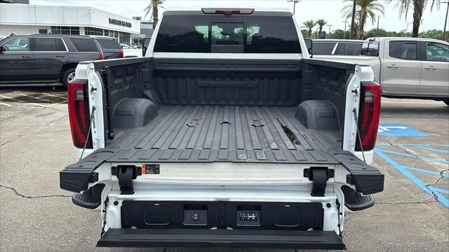 2024 GMC Sierra 2500HD 4WD Crew Cab Standard Bed Denali Ultimate