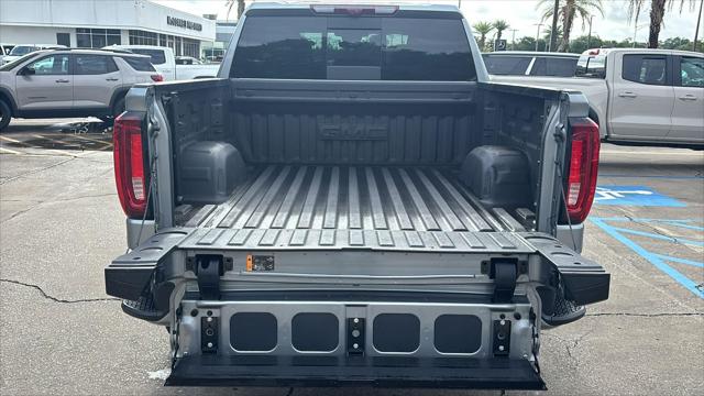 2025 GMC Sierra 1500 4WD Crew Cab Short Box AT4