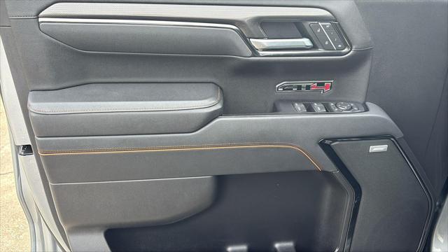 2025 GMC Sierra 1500 4WD Crew Cab Short Box AT4