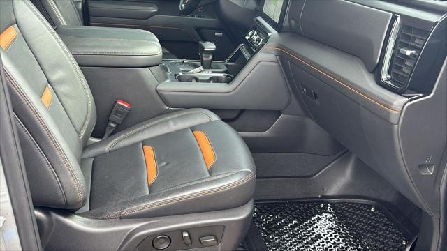 2025 GMC Sierra 1500 4WD Crew Cab Short Box AT4