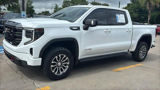 2022 GMC Sierra 1500 4WD Crew Cab Short Box AT4