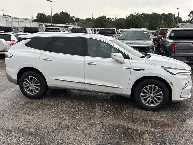 2024 Buick Enclave Essence AWD