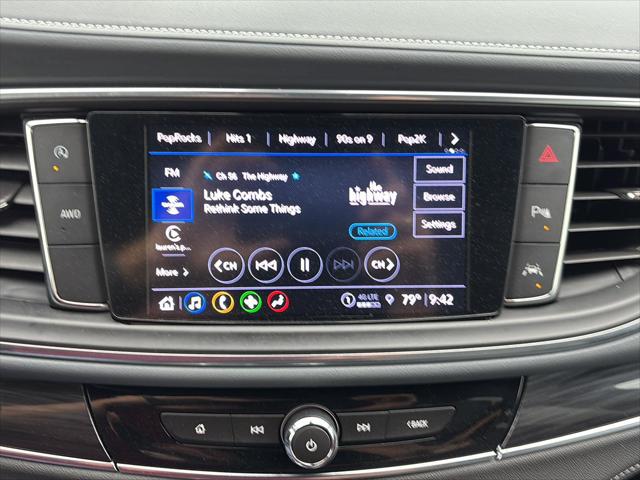 2024 Buick Enclave Essence AWD