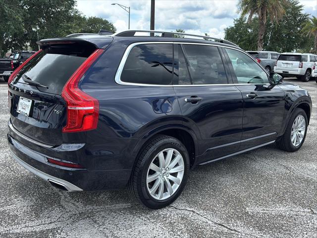 2017 Volvo XC90 T6 Momentum