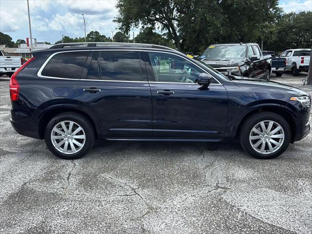 2017 Volvo XC90 T6 Momentum