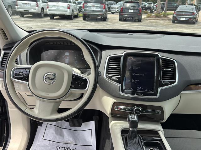 2017 Volvo XC90 T6 Momentum
