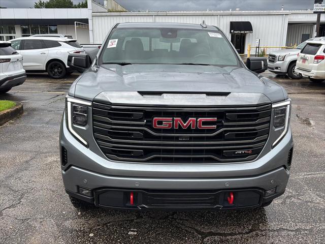 2023 GMC Sierra 1500 4WD Crew Cab Standard Box AT4