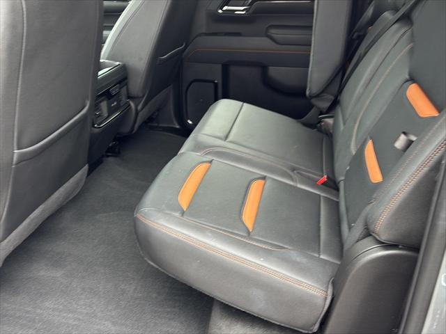 2023 GMC Sierra 1500 4WD Crew Cab Standard Box AT4