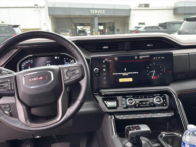 2023 GMC Sierra 1500 4WD Crew Cab Standard Box AT4