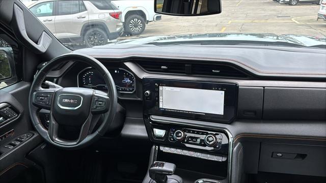 2023 GMC Sierra 1500 4WD Crew Cab Standard Box AT4