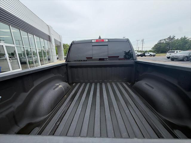 2021 Ram 1500 Big Horn Crew Cab 4x4 5'7" Box