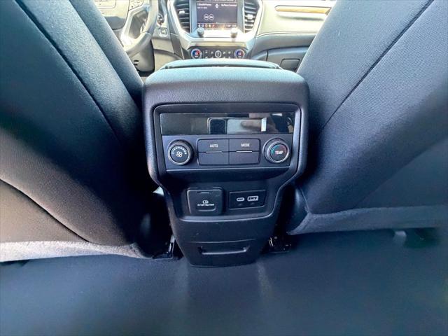 2023 GMC Acadia FWD SLE