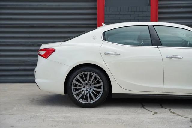 2020 Maserati Ghibli Standard