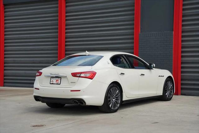 2020 Maserati Ghibli Standard