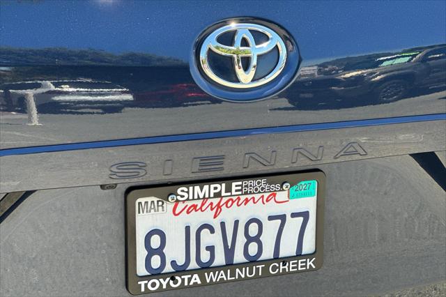 2019 Toyota Sienna XLE 7 Passenger