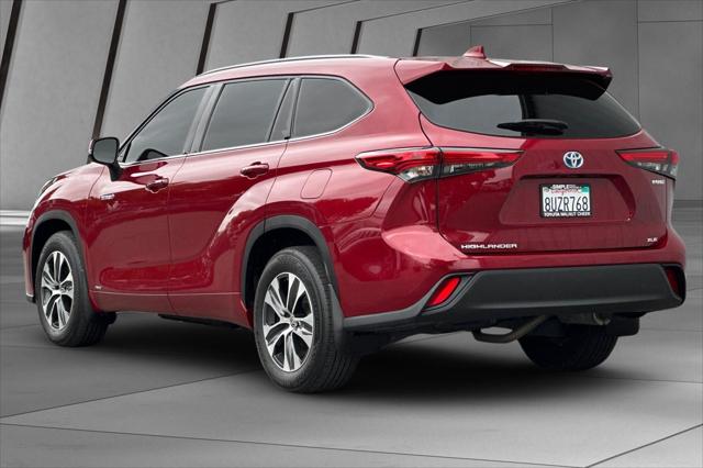 2021 Toyota Highlander Hybrid XLE