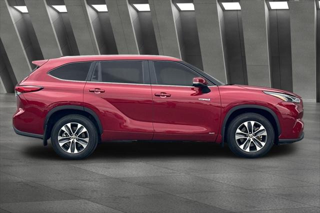 2021 Toyota Highlander Hybrid XLE