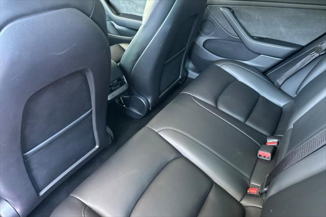 2022 Tesla Model 3 Rear-Wheel Drive