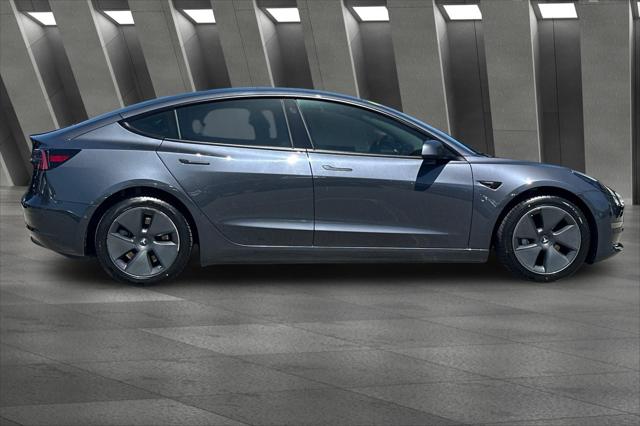 2022 Tesla Model 3 Rear-Wheel Drive