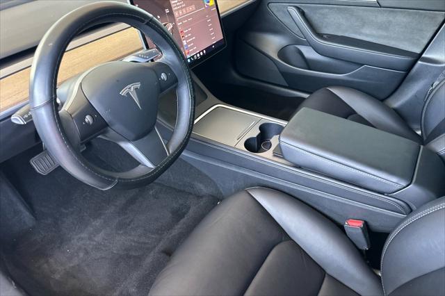 2022 Tesla Model 3 Rear-Wheel Drive
