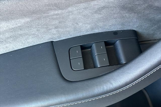 2022 Tesla Model 3 Rear-Wheel Drive