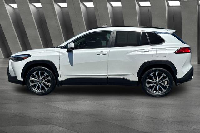 2023 Toyota Corolla Cross XLE