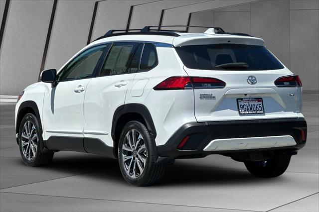 2023 Toyota Corolla Cross XLE