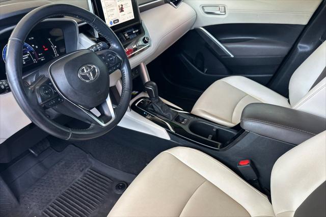 2023 Toyota Corolla Cross XLE