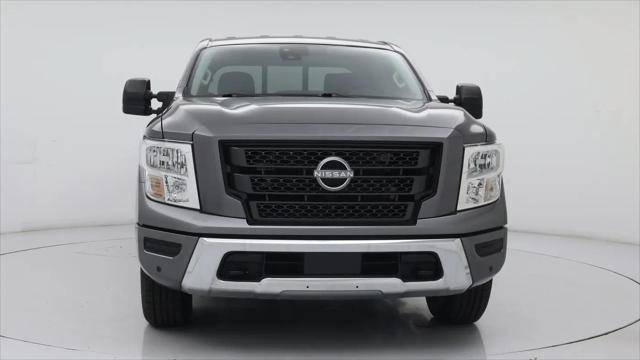 2023 Nissan Titan Crew Cab SV 4x4