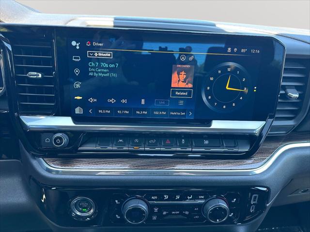 2023 Chevrolet Silverado 1500 4WD Crew Cab Standard Bed LT