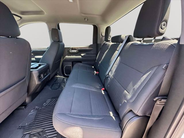 2023 Chevrolet Silverado 1500 4WD Crew Cab Standard Bed LT