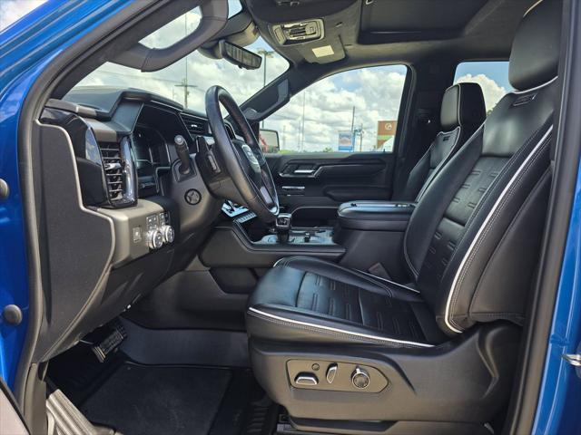 2022 GMC Sierra 1500 4WD Crew Cab Short Box AT4X