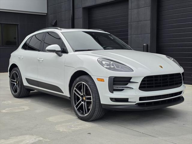 2020 Porsche Macan Unknown